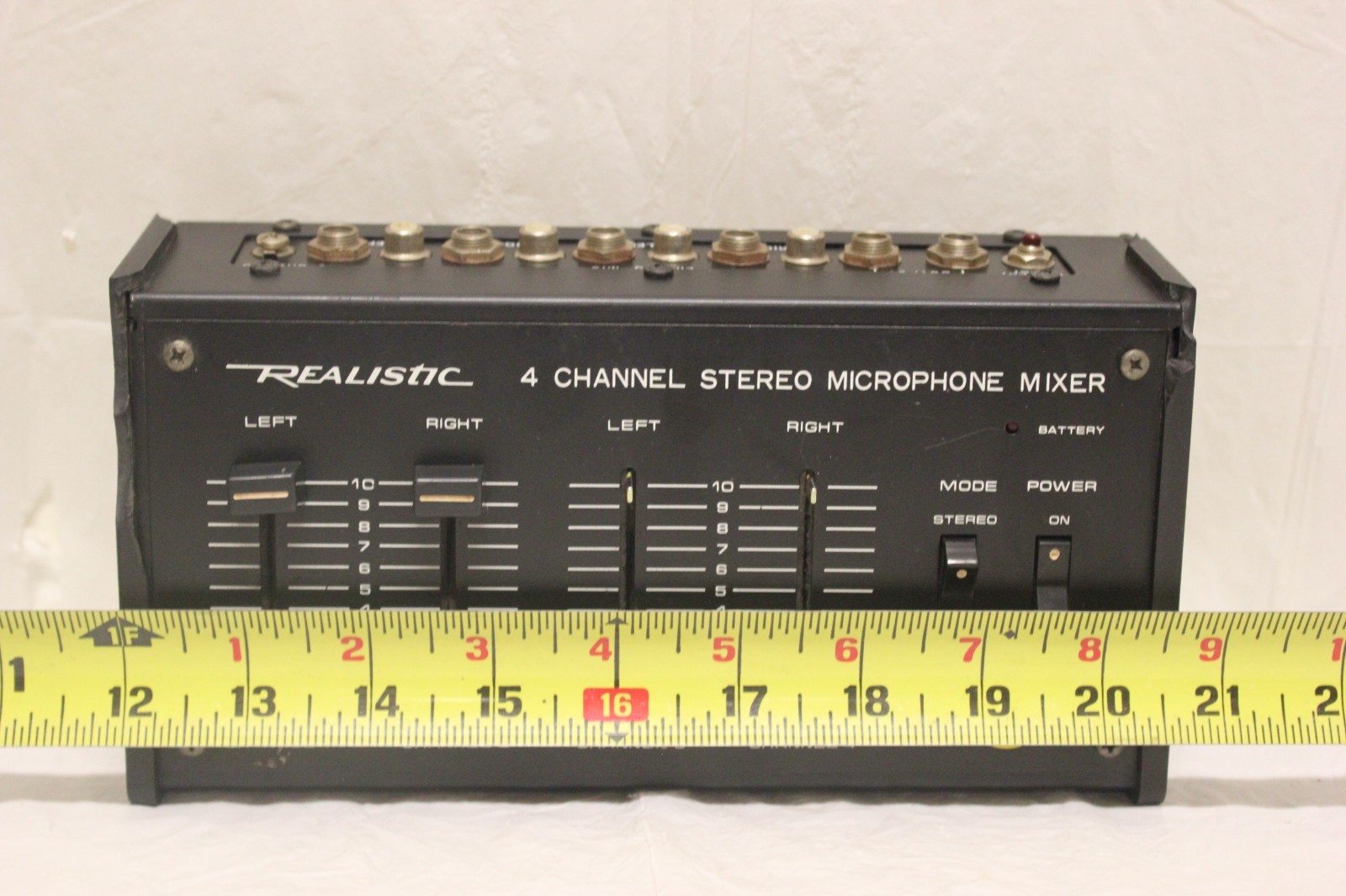 Realistic 4 Channel Microphone Mixer 32-1105 C3