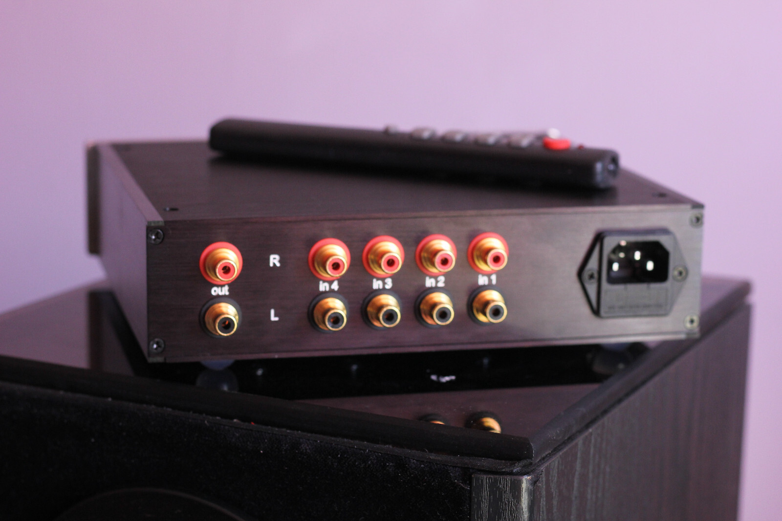 Passive PRECISION preamp. Relay attenuator.