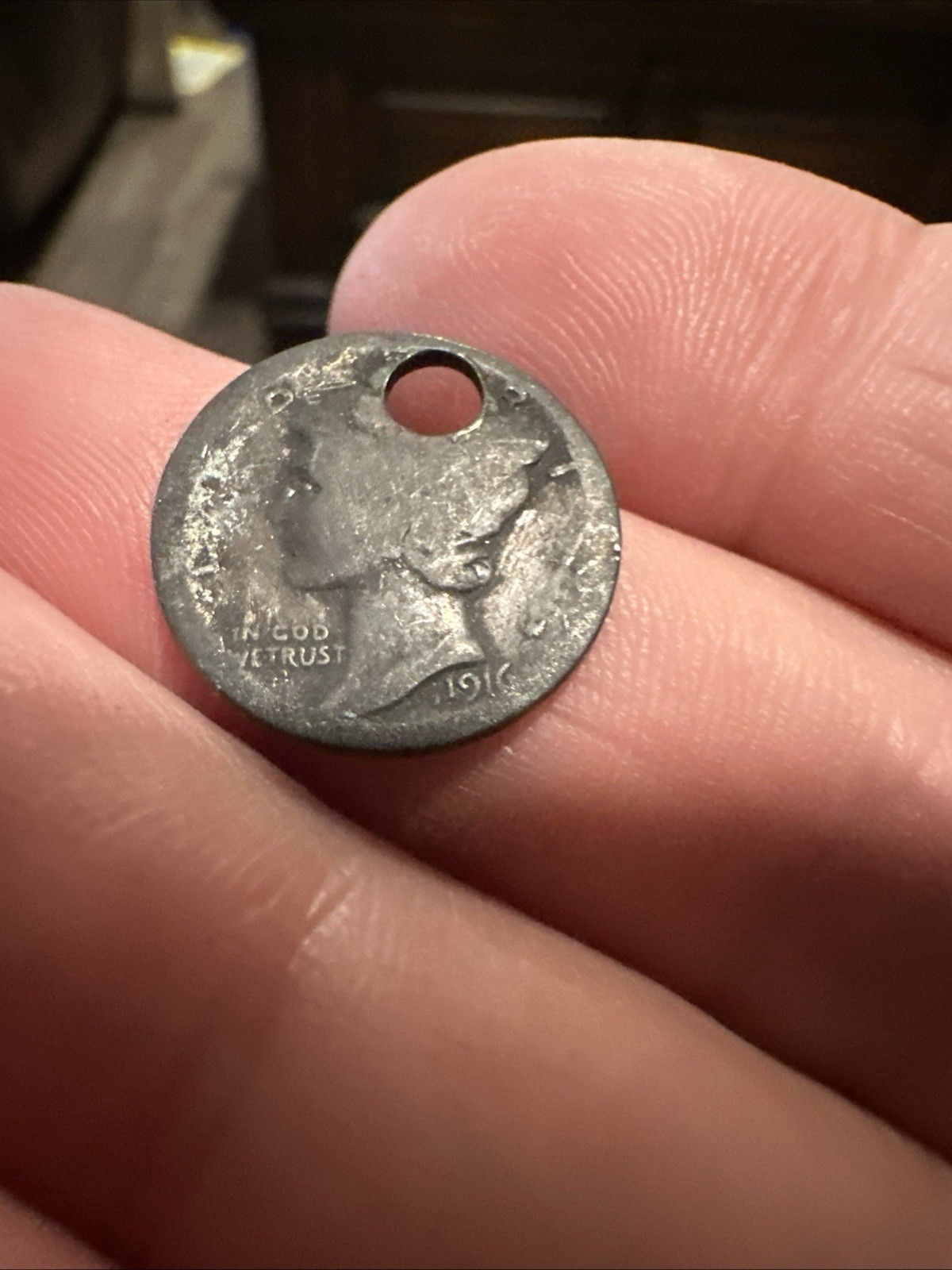 SELLING AS SHOWN - 1916 S MERCURY DIME *** 90% SILVER *** Pendant