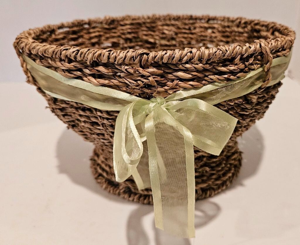 Footed Hand Woven Round Vintage Basket ~Green Ribbon~Decor~9 1/4"D x 5 3/4"T~EUC