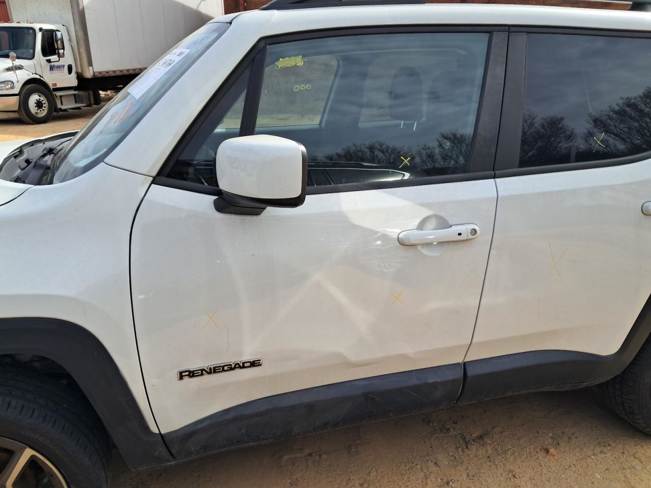 RENEGADE 2019 Glove Box 4884406