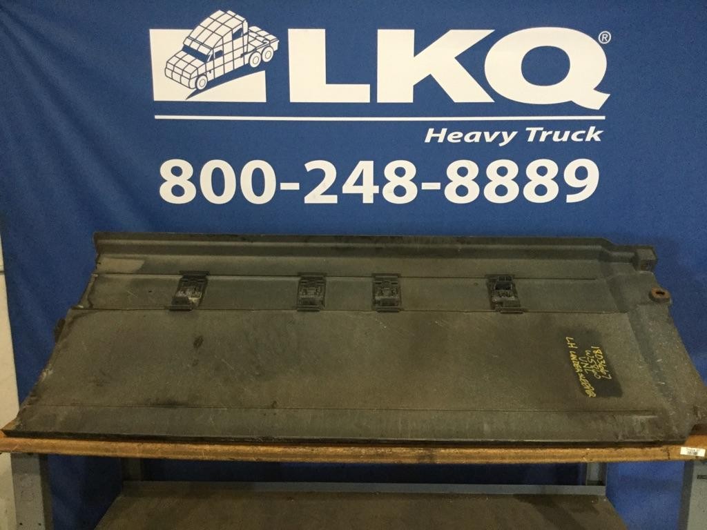 For 2007 VOLVO VNL SIDE FAIRING Left , GA