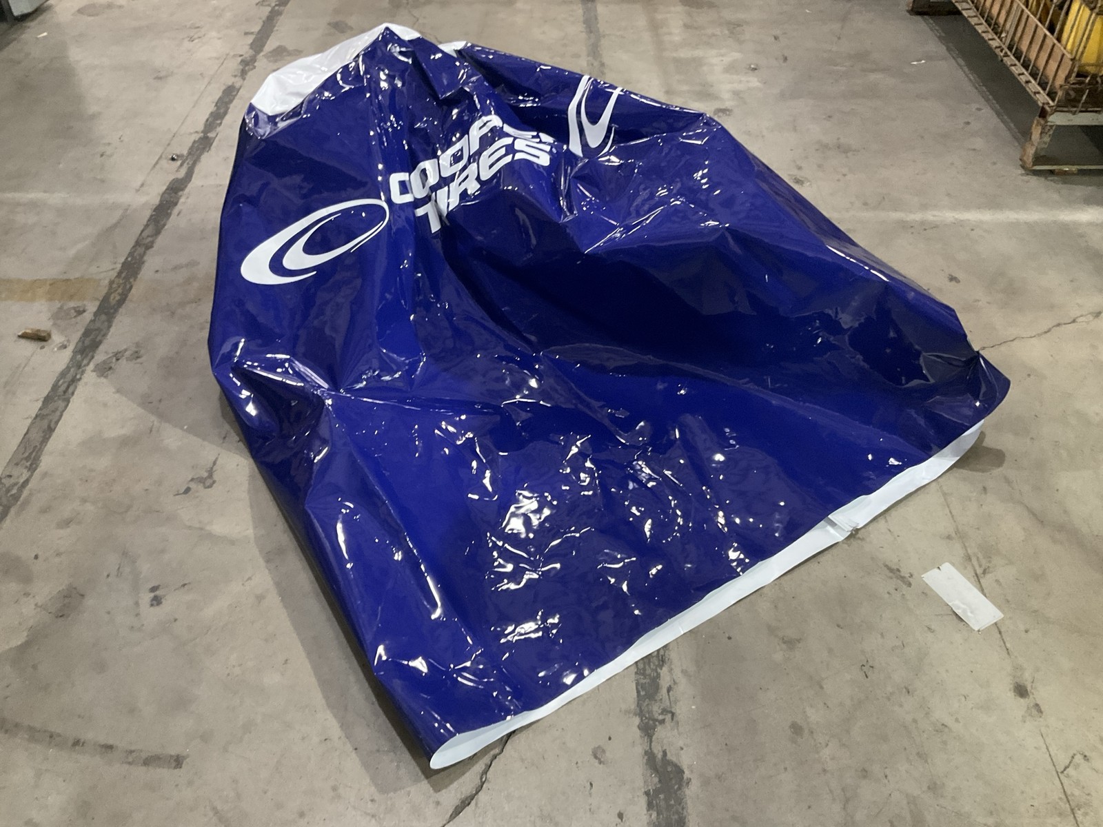 Cooper Tire STACK-COVER Wheel Protector Cover, 43" Tall X 28" Diameter
