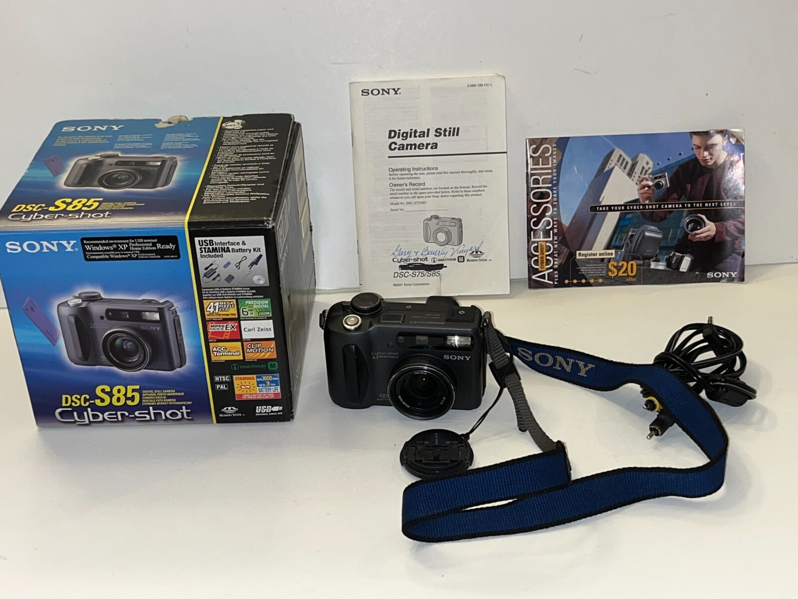 Sony Cyber-shot DSC-S85 4.1MP Digital Cameras with Box & Manual PART ONLY