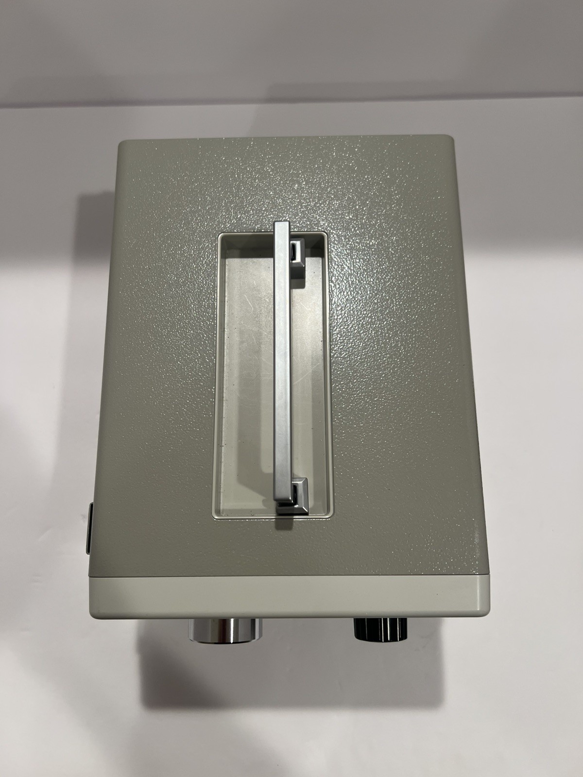 Olympus CLK-4 Halogen Light Source with air pump includes WA03310A light cable