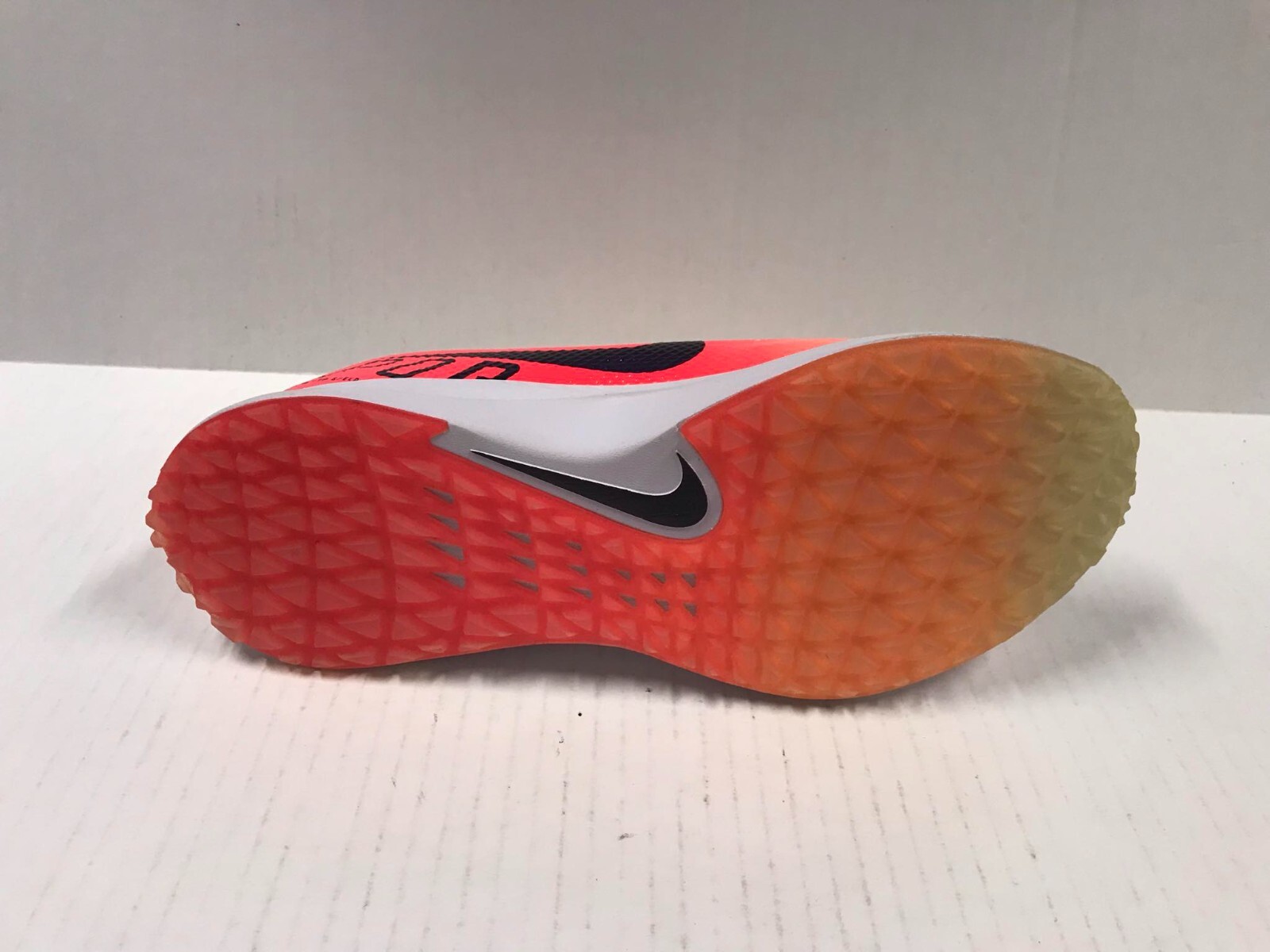 Nike Vapor Running Shoes Orange/Pink/White - Men's Size 11/ Women's Size 12.5