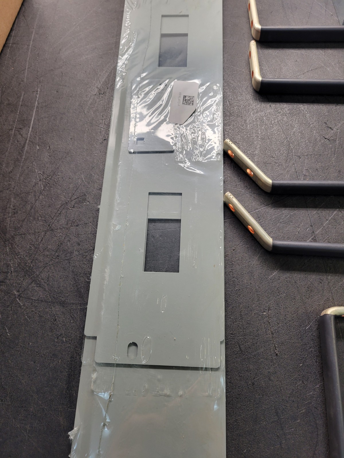 Eaton KPRL4FD-A Hardware Kit.