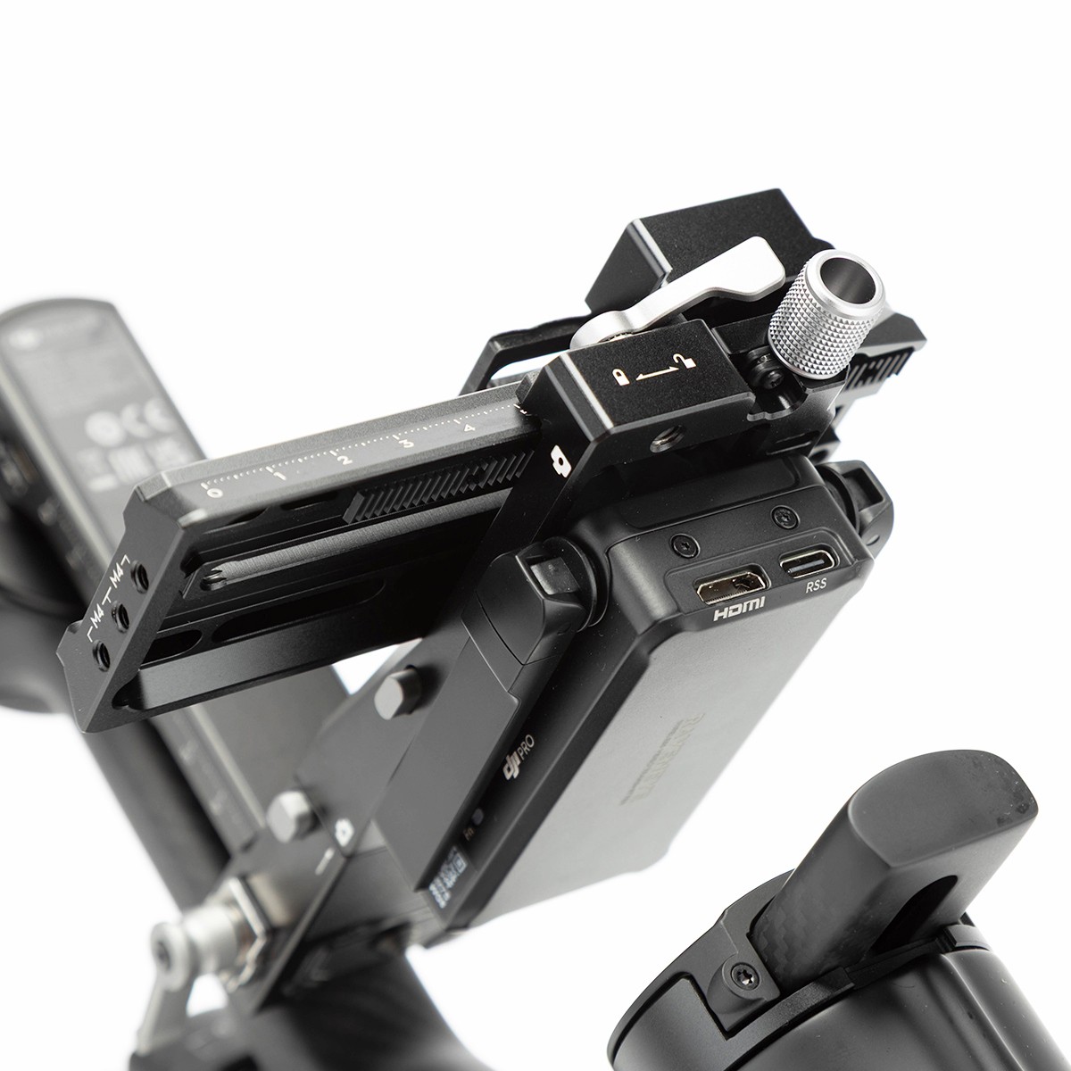 DJI RS 4 Pro Combo Gimbal Stabilizer - SKU#2084801