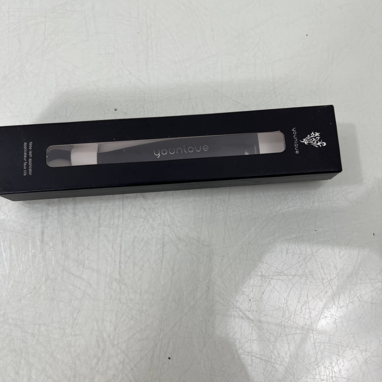 Younique Magnetic Eyelash Applicator BNIB FREE SHIPPING