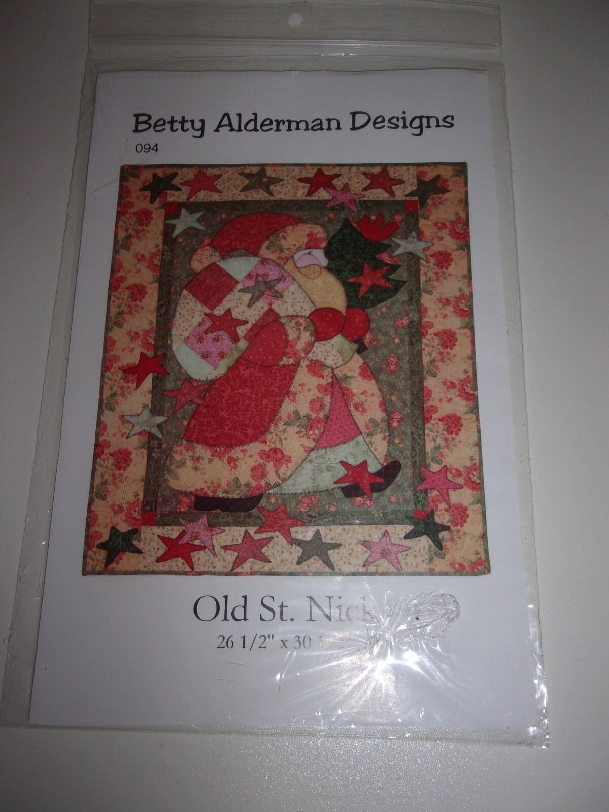 "OLD ST. NICK" QUILT PATTERN BY BETTY ALDERMAN DESIGNS, NEW