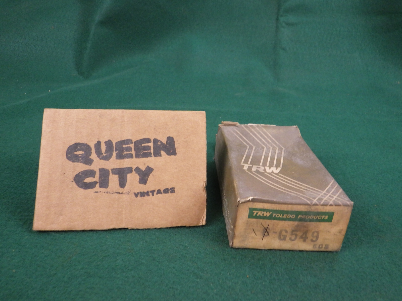 NOS Vintage TRW steel valve guides G-549 1pc G549 White 318 362 250A 1941-54