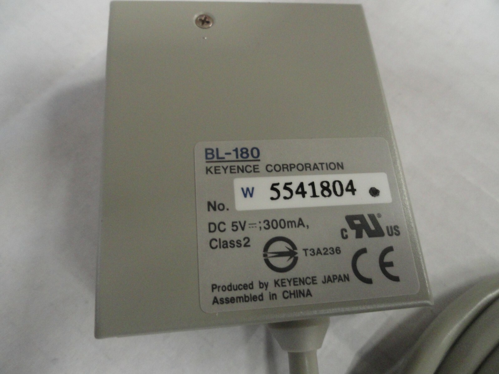 NEW Keyence BL-180 CCD Bar-code Reader