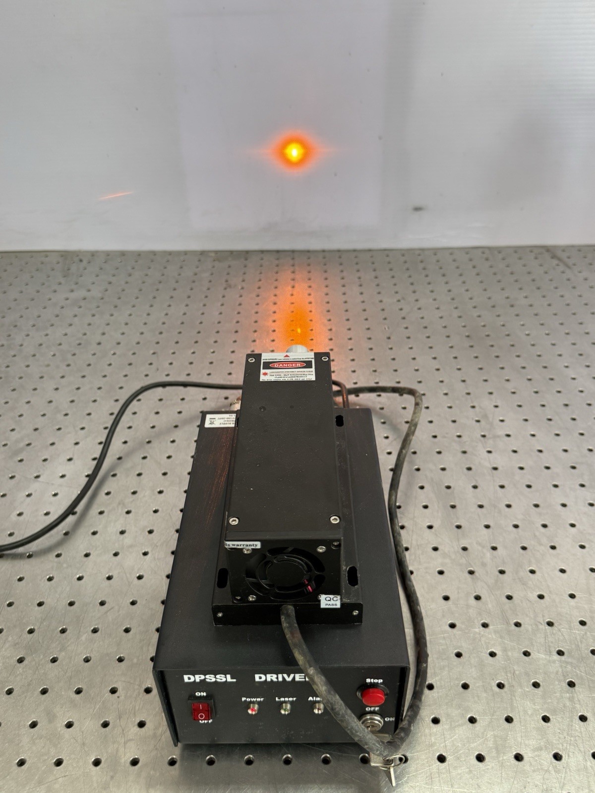 DPSS 589-594nm Yellow Laser System w/ Driver 1Hr Tested Output As-Is