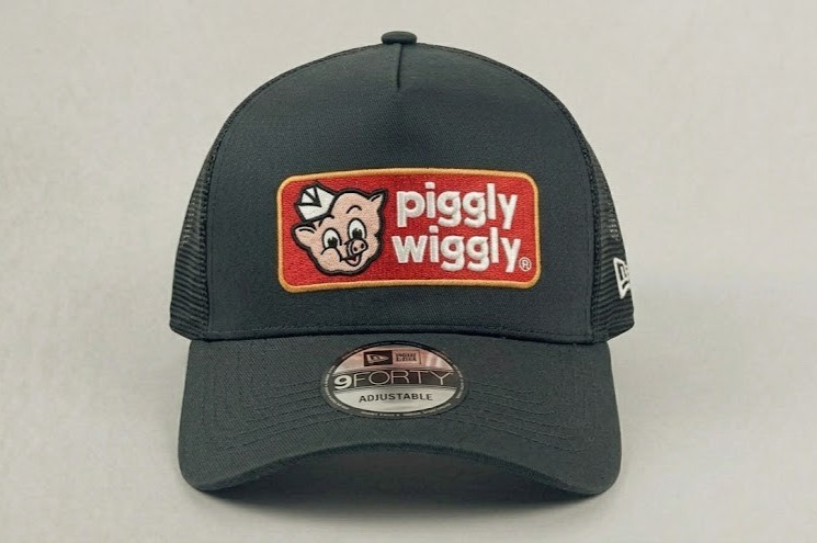 Vintage Piggly Wiggly Embroidered Trucker Hat Classic Grocery Store Cap Black