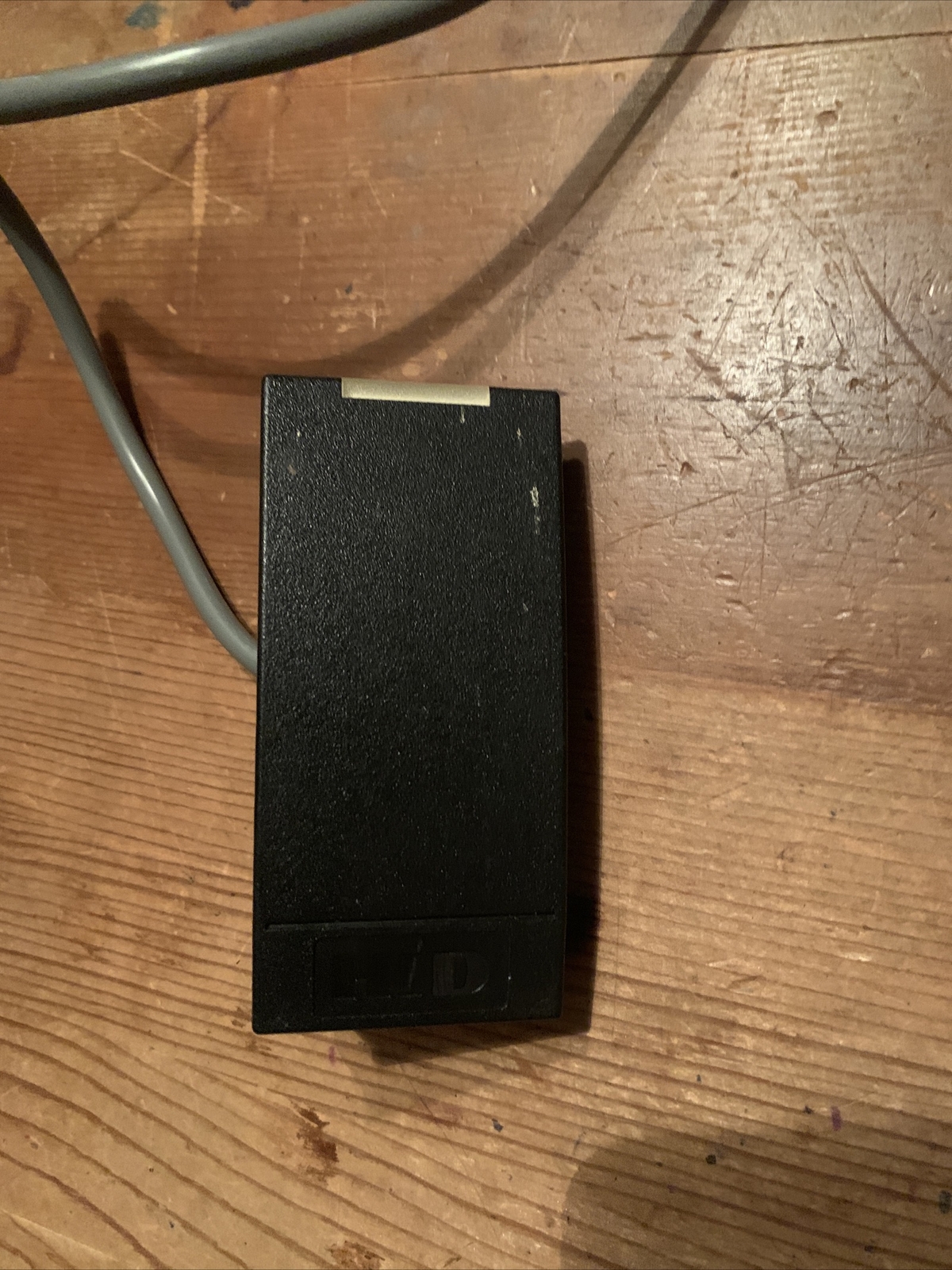 HID iCLASS Mini Mullion Smart Reader 6100CKN0000-S107R Used Tested And Working