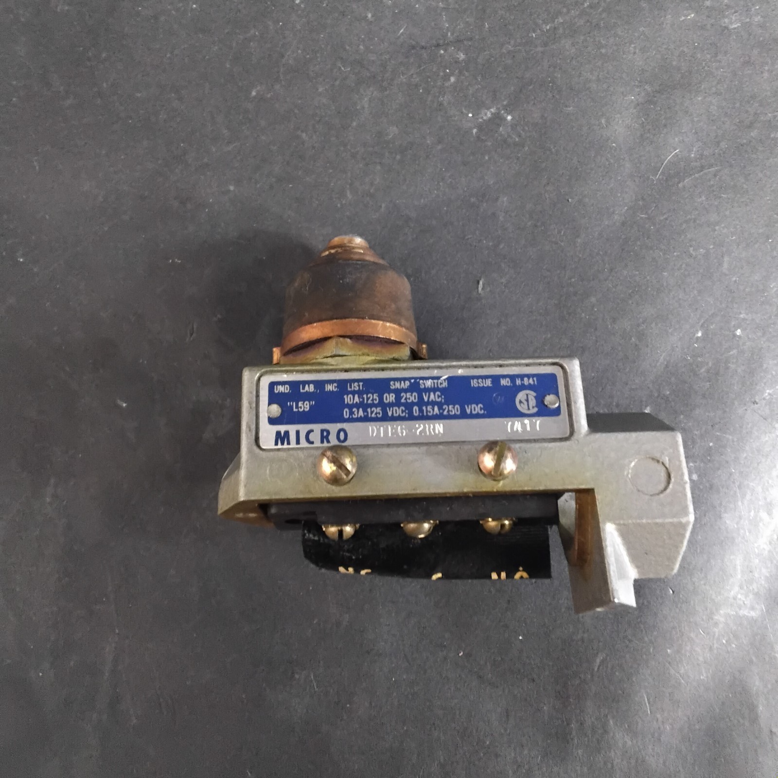 HONEYWELL BZE6-2RN MICROSWITCH ($28 OBO)