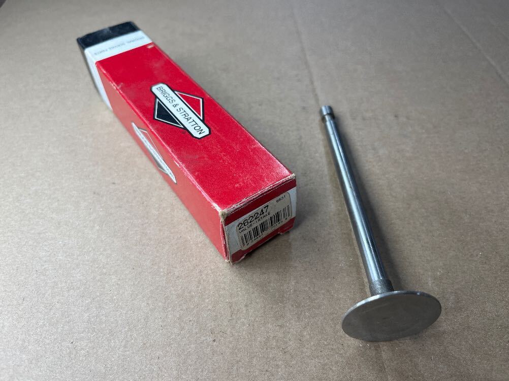 Briggs & Stratton 262247 INTAKE VALVE