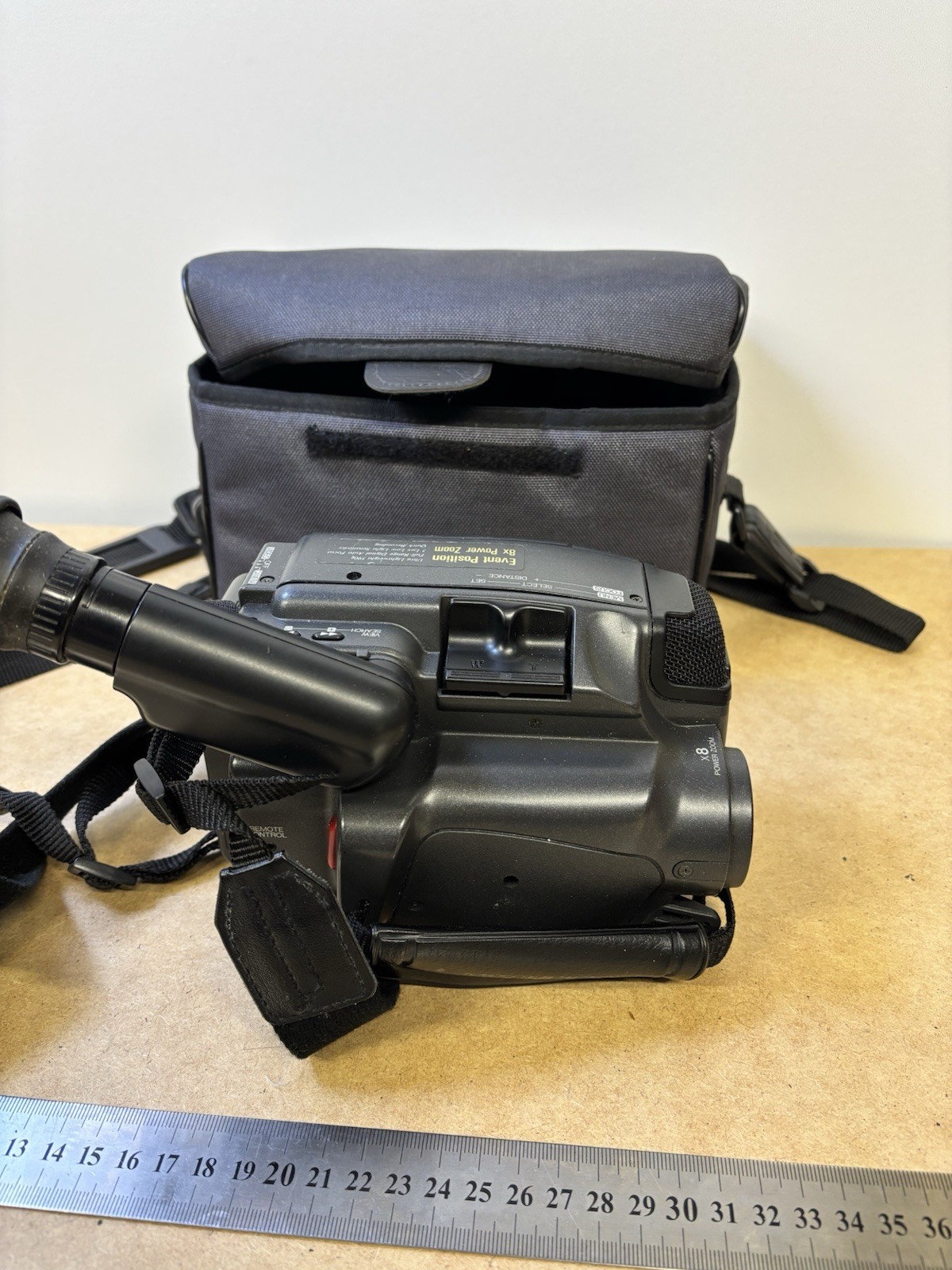 Mitsubishi HS-CX1 Video Movie Camera VHS-C PAL With case Untested