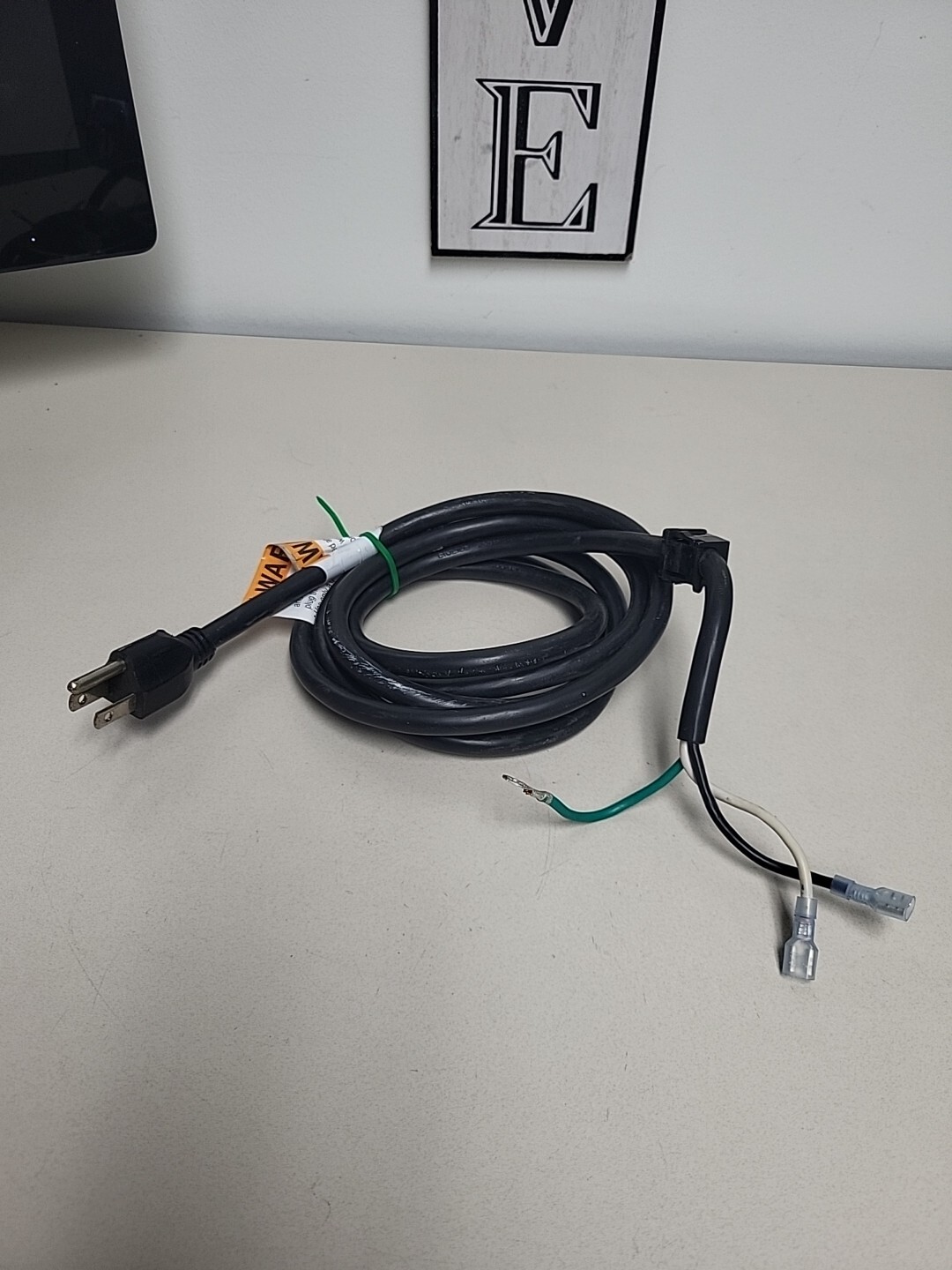 HealthRider H75t Treadmill Power Cord (152A)