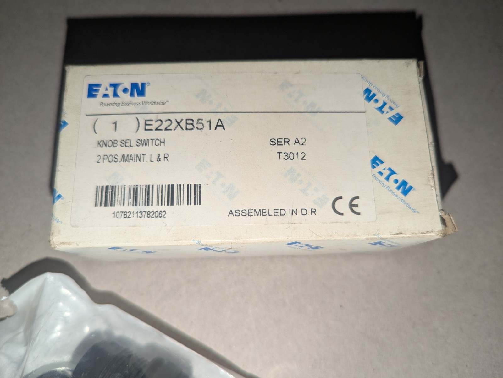 NEW GENUINE EATON E22XB51A SER A2 KNOB SEL. SWITCH