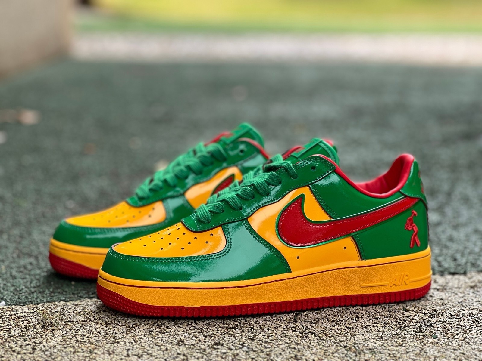 NK AIRFORCE 1 Low Lil Yachty Concrete Boys Lucky Green IH4383-300 Men's Size