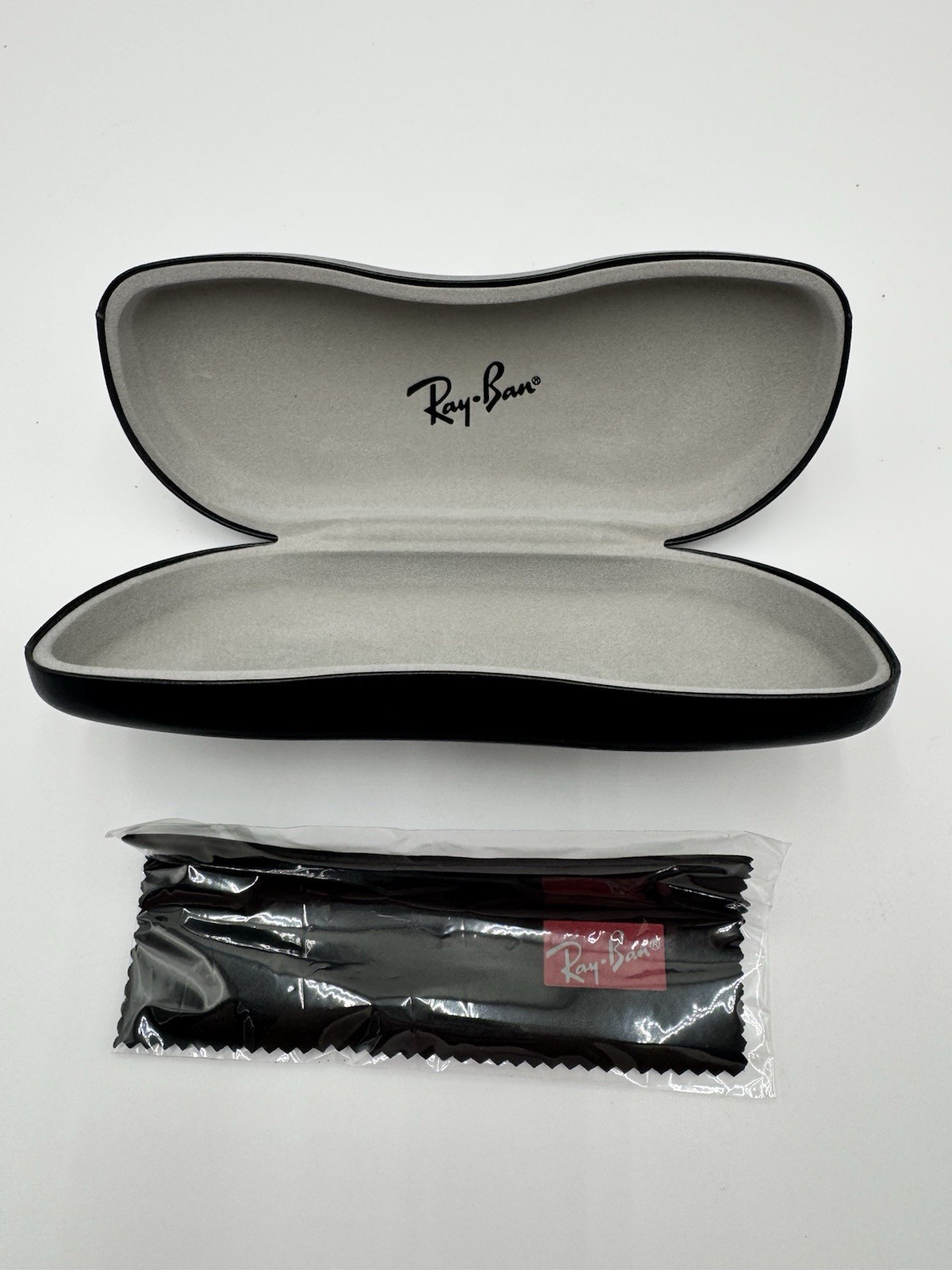Ray-Ban Black Hard Clamshell Case for Eyeglasses/Sunglasses & Cleaning Cloth NEW