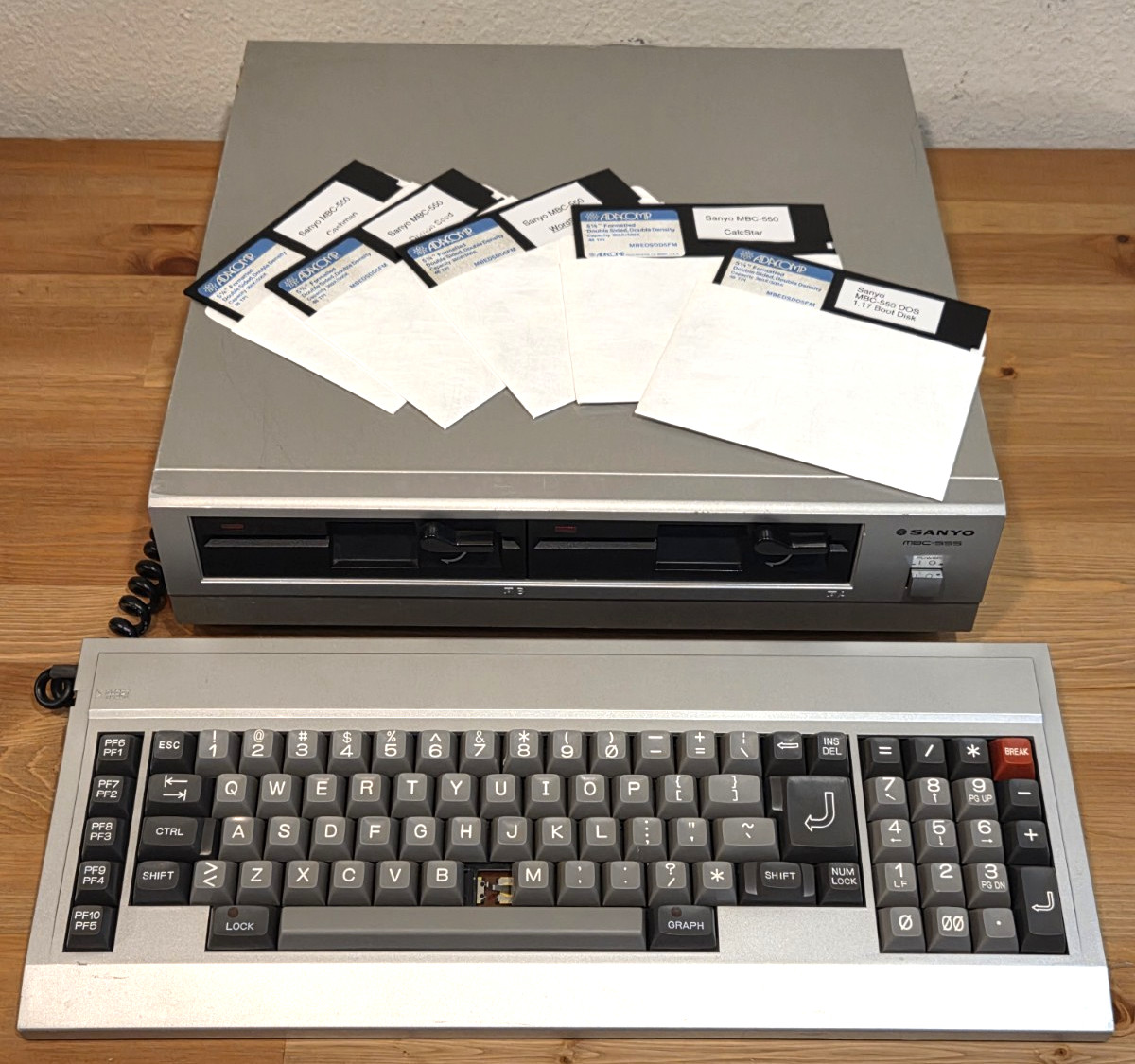 Sanyo MBC-555 Personal Computer W/ Keyboard & Disks - Cleaned and Working!