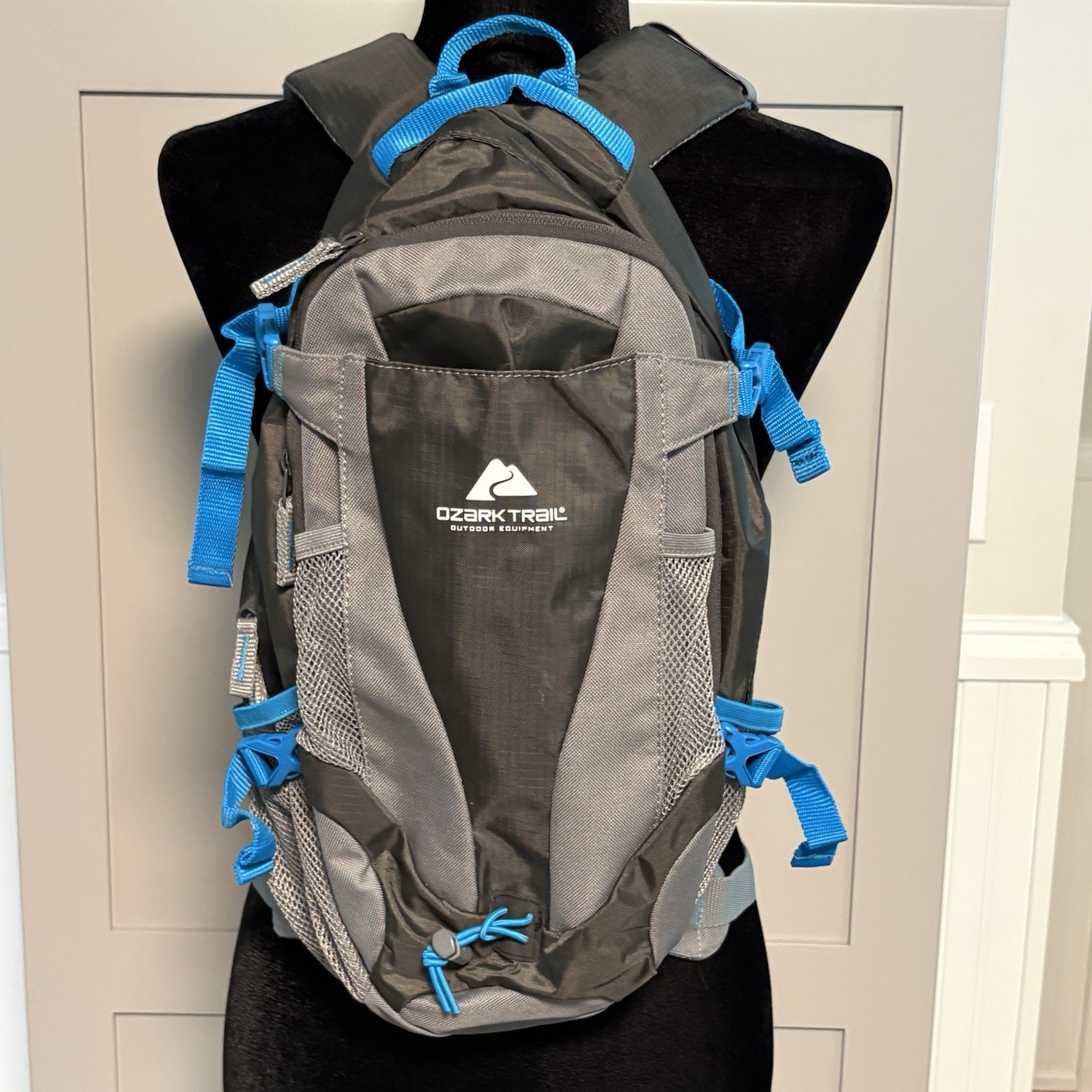 Ozark Trail Hydration Outdoor Equipment Pack (No Water Pack) Backpack Gray Blue