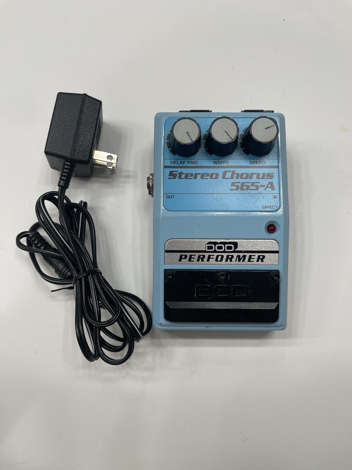 DOD Digitech 565-A Performer Stereo Analog Chorus Guitar Effect Pedal + PSU