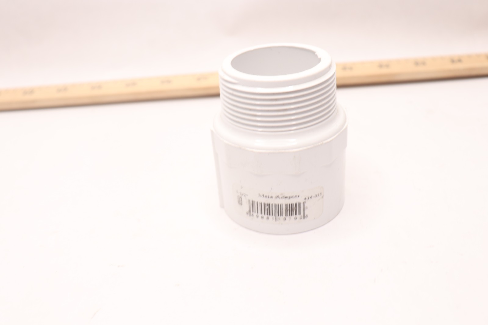 Male Adapter PVC White Schedule 40 1-1/2" 436-015