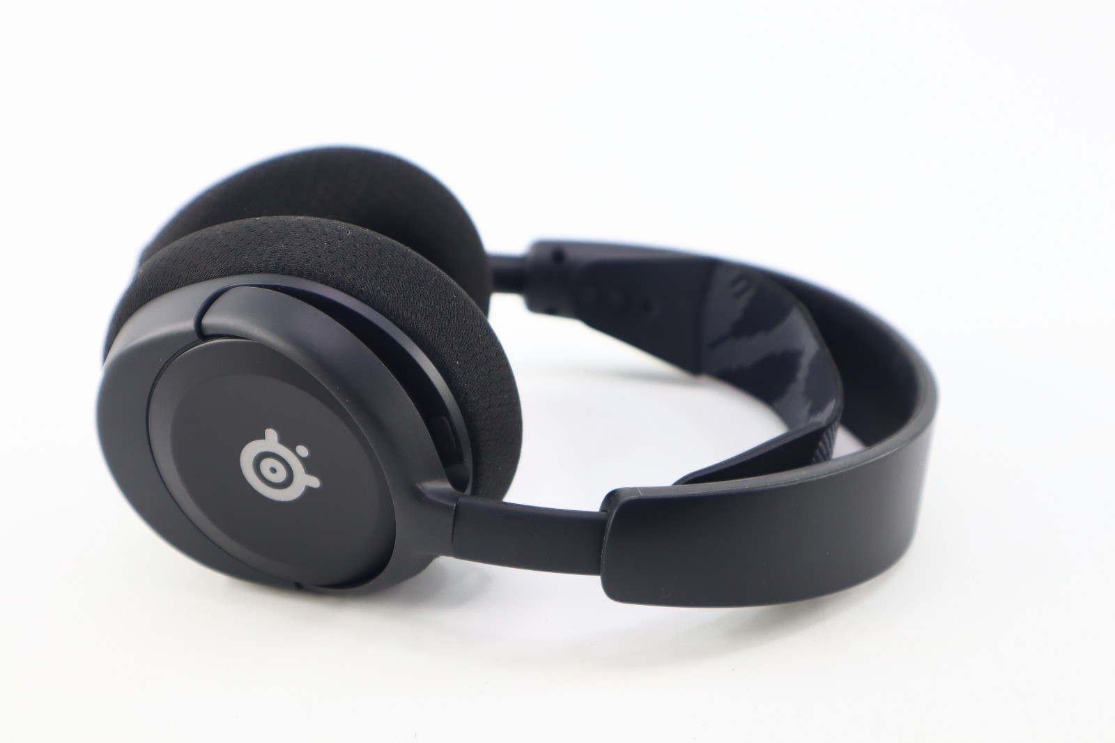 SteelSeries Arctis Nova 1 Wired Multi-System Gaming Headset Tested