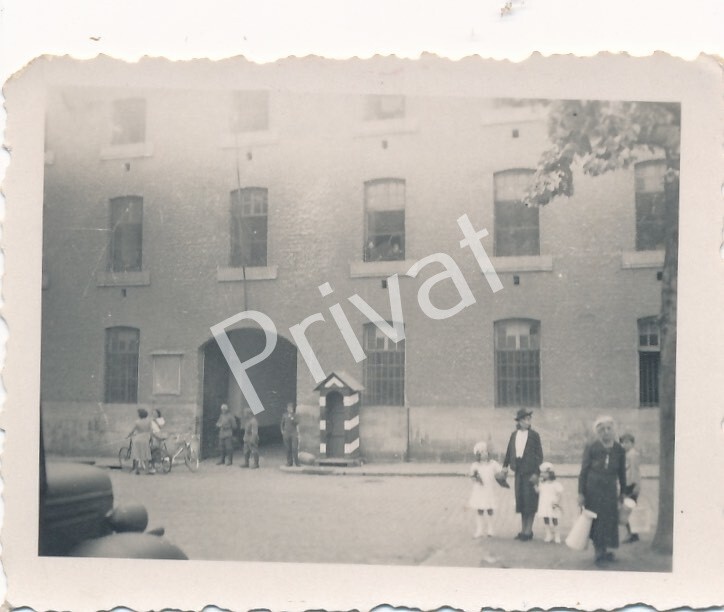 Photo WW II Wehrmacht Soldiers Staff Quarters in Albert France L1.97