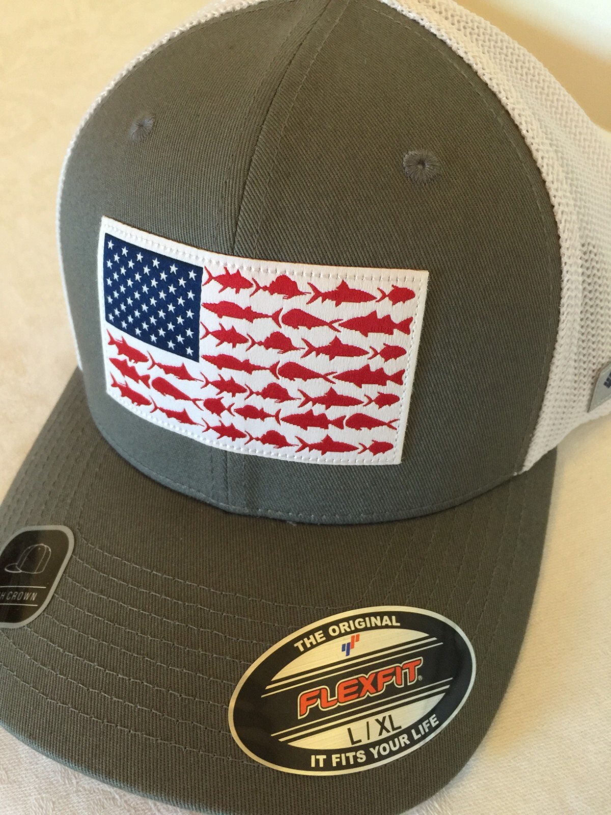 NWT Columbia Trucker L/XL Flexfit Fitted Cap Hat Gray w White Mesh PFG Fish Flag