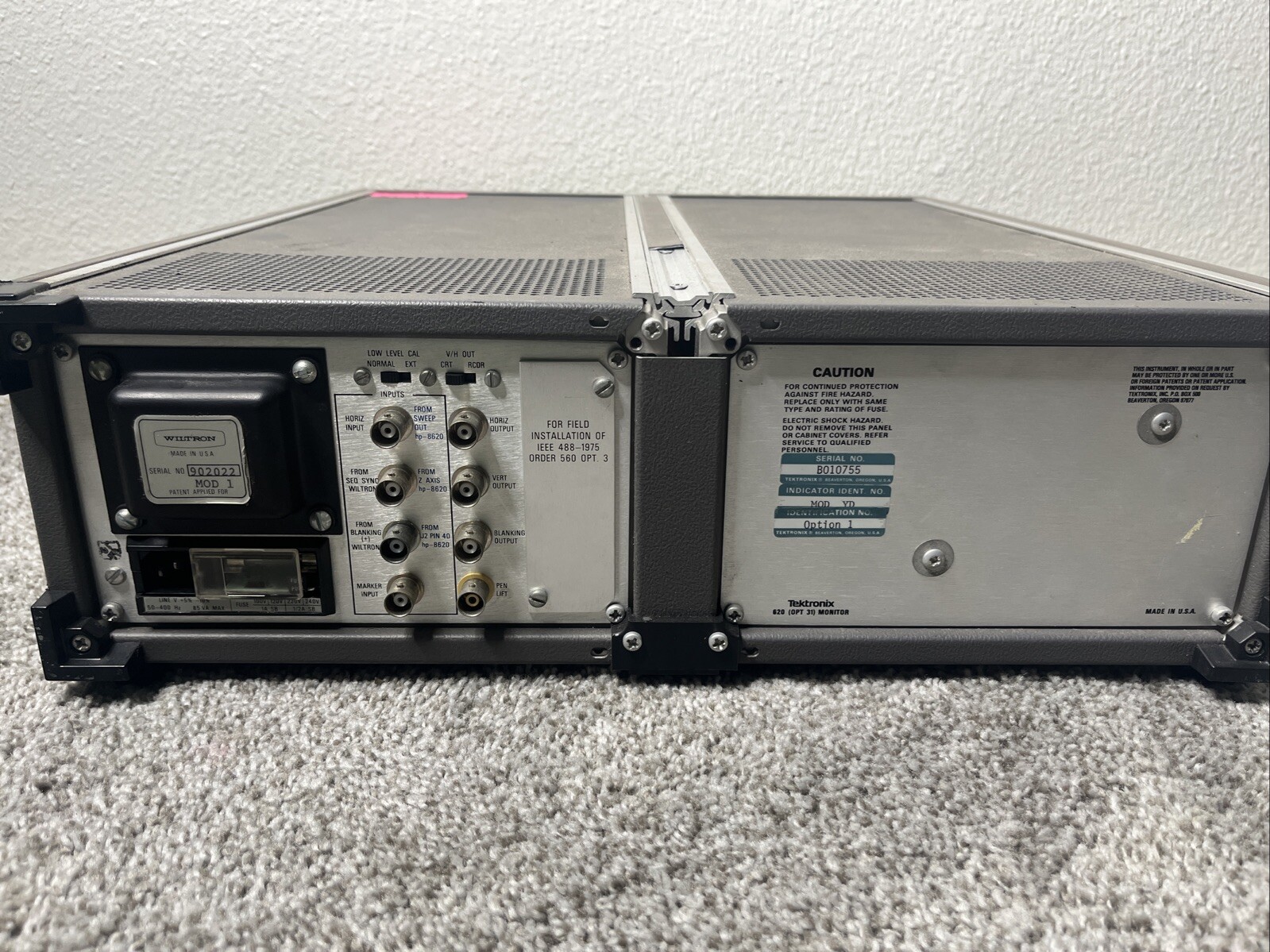 Wiltron 560 Scalar Network Analyzer - Selling For Parts
