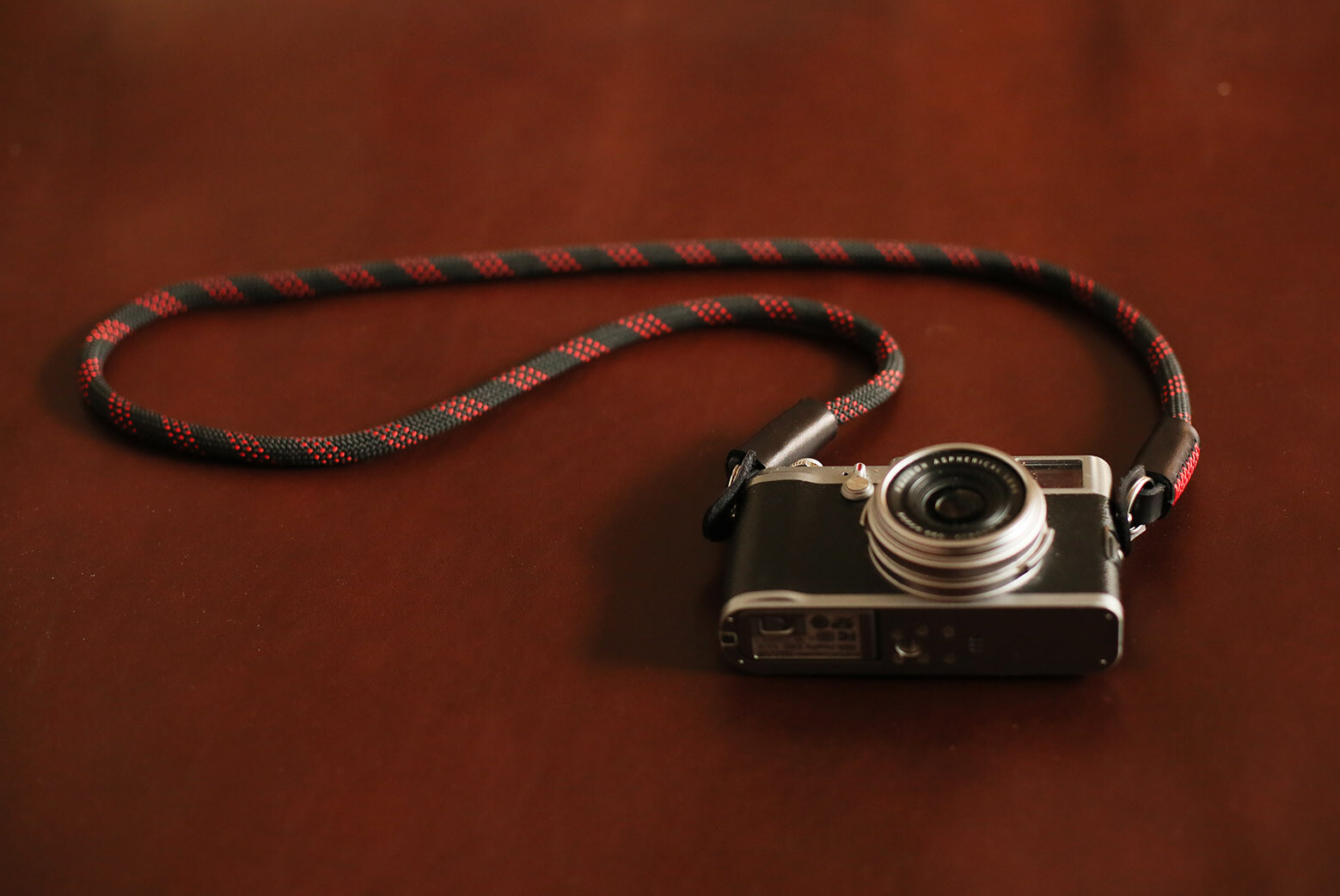 Black red dot climbing rope camera neck shoulder strap type B