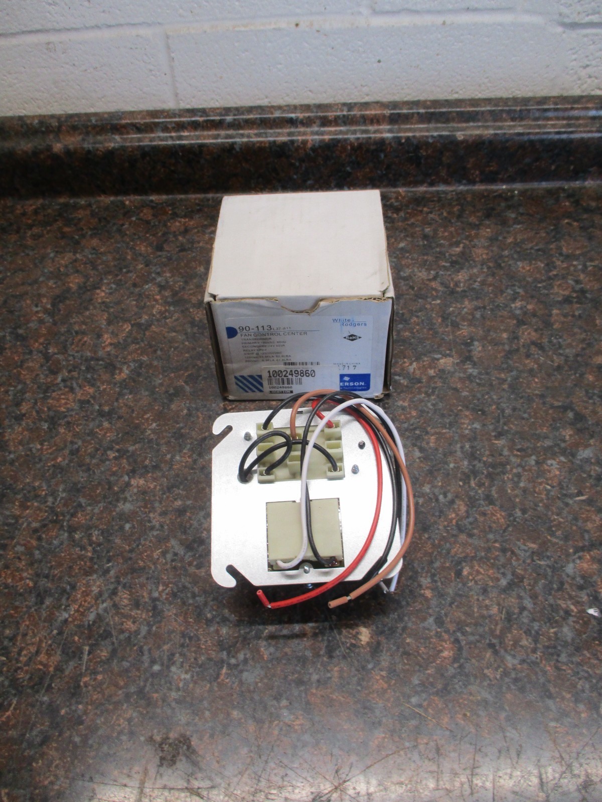 Emerson White Rodgers Fan Control Center Transformer 90-113 FREE SHIPPING