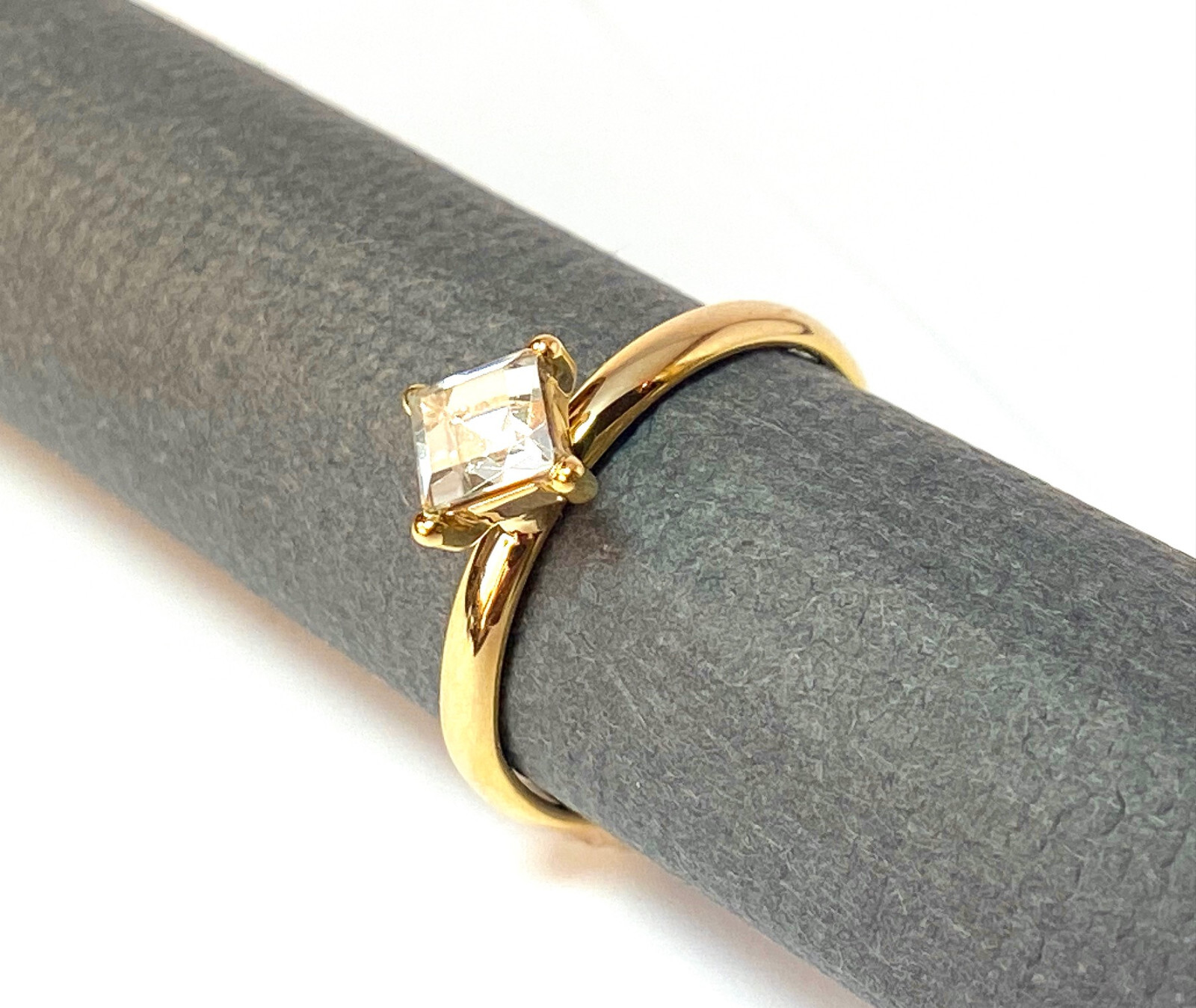 Prong Set 5mm Square CZ Gem Solitaire Adjustable Mid Ring / Toe Ring