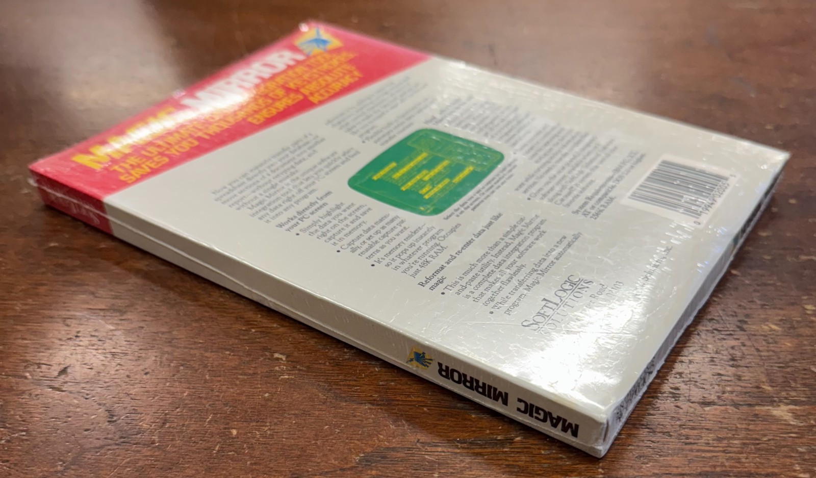 Magic Mirror by SoftLogic Solutions Data Integration (1987)