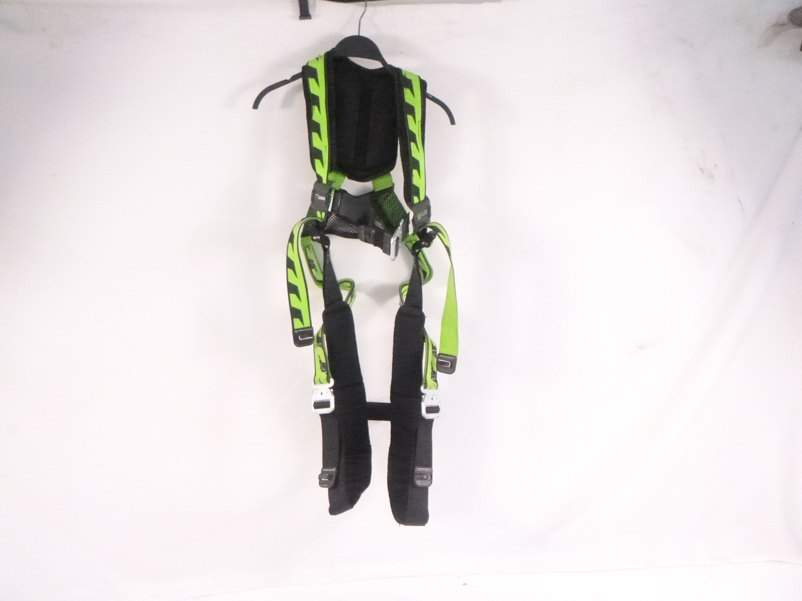 Honeywell Miller AC-QC/UGN AirCore L/XL Full Body Harness 400lb Weight Capacity