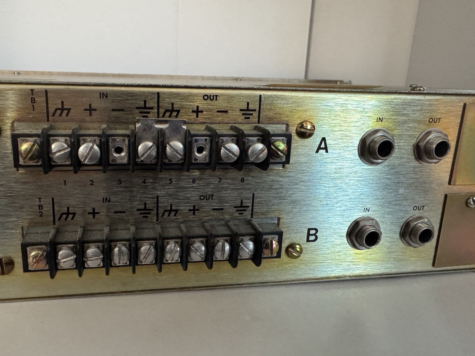 Orban 642B Dual Channel Rack-Mount Parametric Equalizer Notch Filter