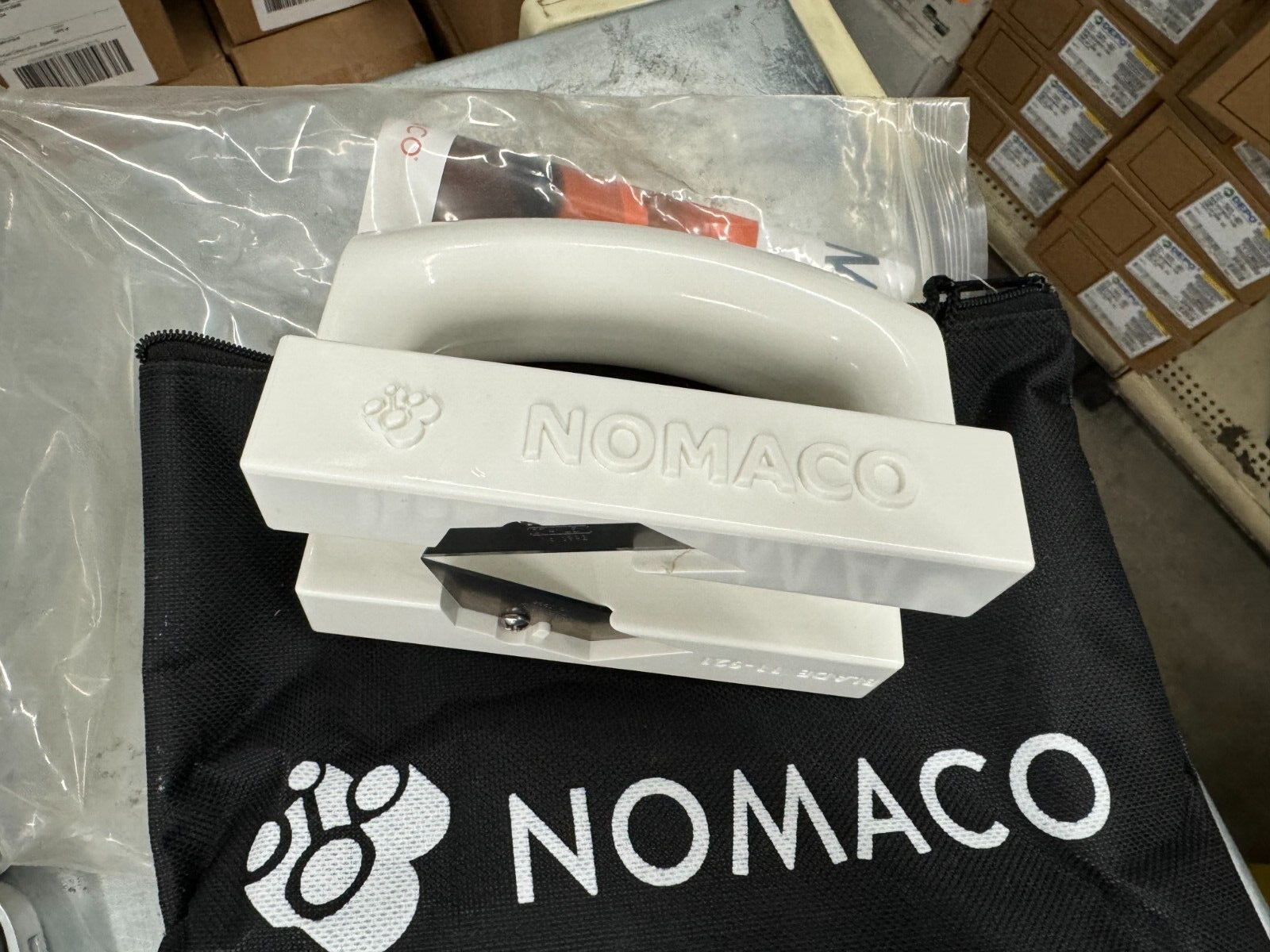 Nomaco 1/2" Nomaflex Cutter With Zippered Storage Pouch.