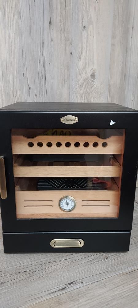 COOL KNIGHT HUMIDOR (PSN041551)
