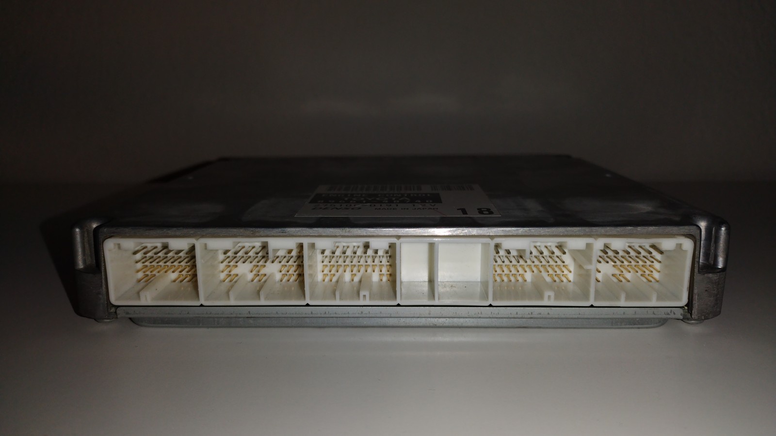 2005 Toyota Highlander 2.4L 2WD ECM/ECU computer module 89661-48740