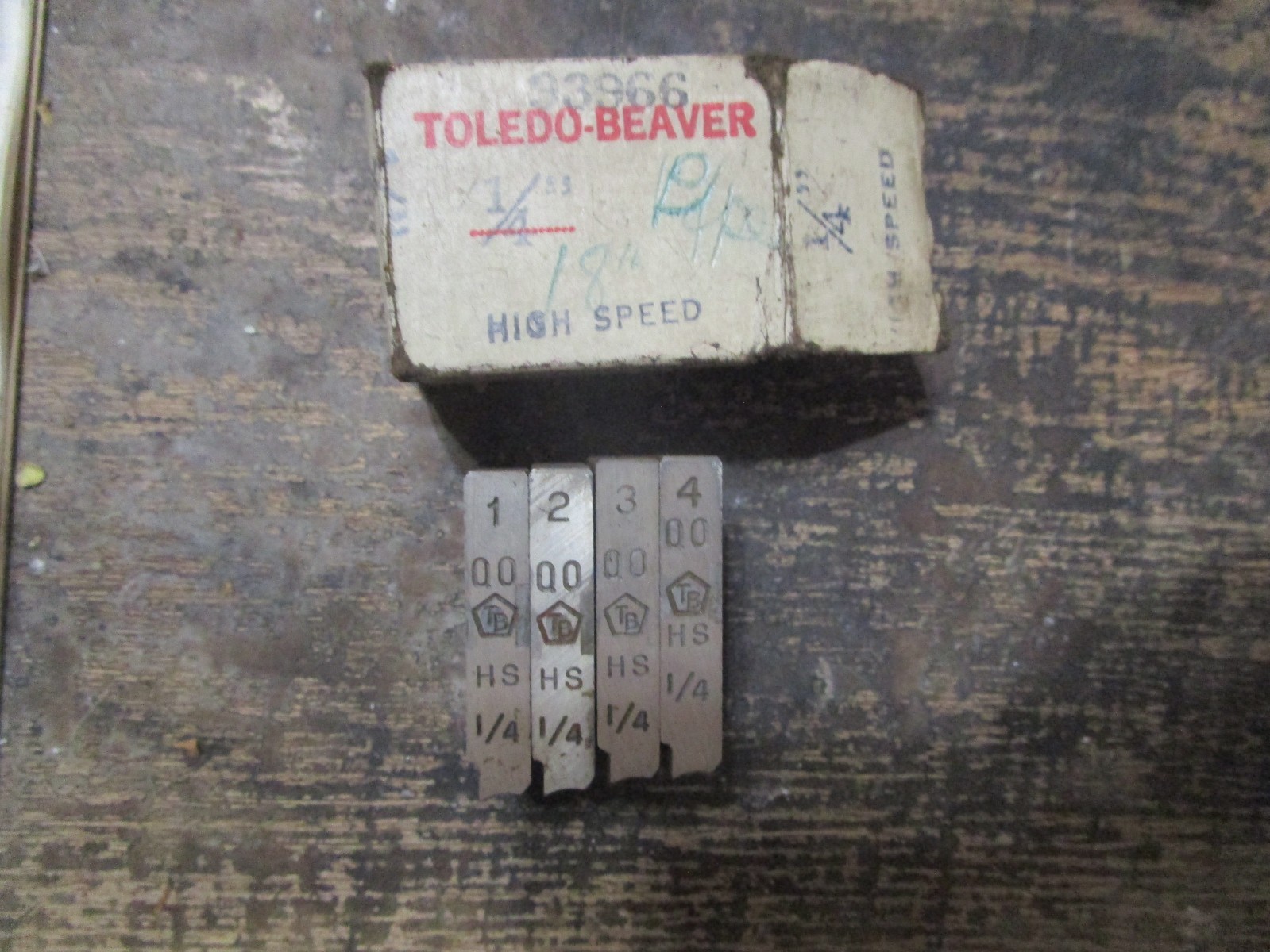 Super Nice Toledo-Beaver 999A Pipe Threader 4 Piece 1/4" Pipe Die Insert Set USA