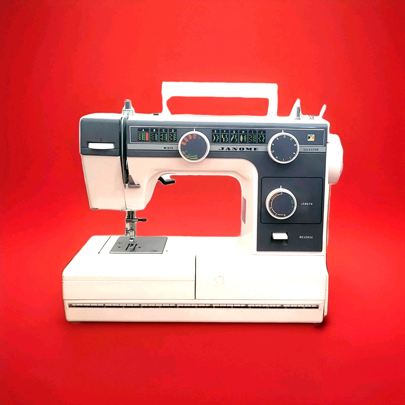 Janome model L 392 Sewing Machine  * as is / parts