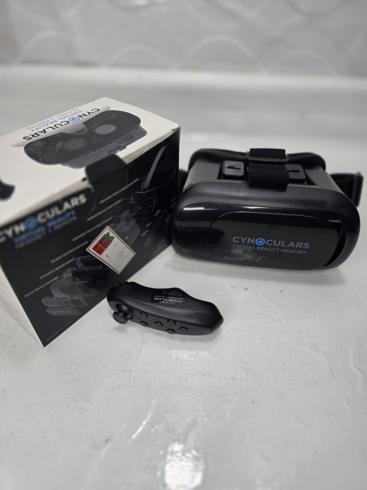 CYNOCULARS Virtual Reality Headset & Remote - As Seen On TV