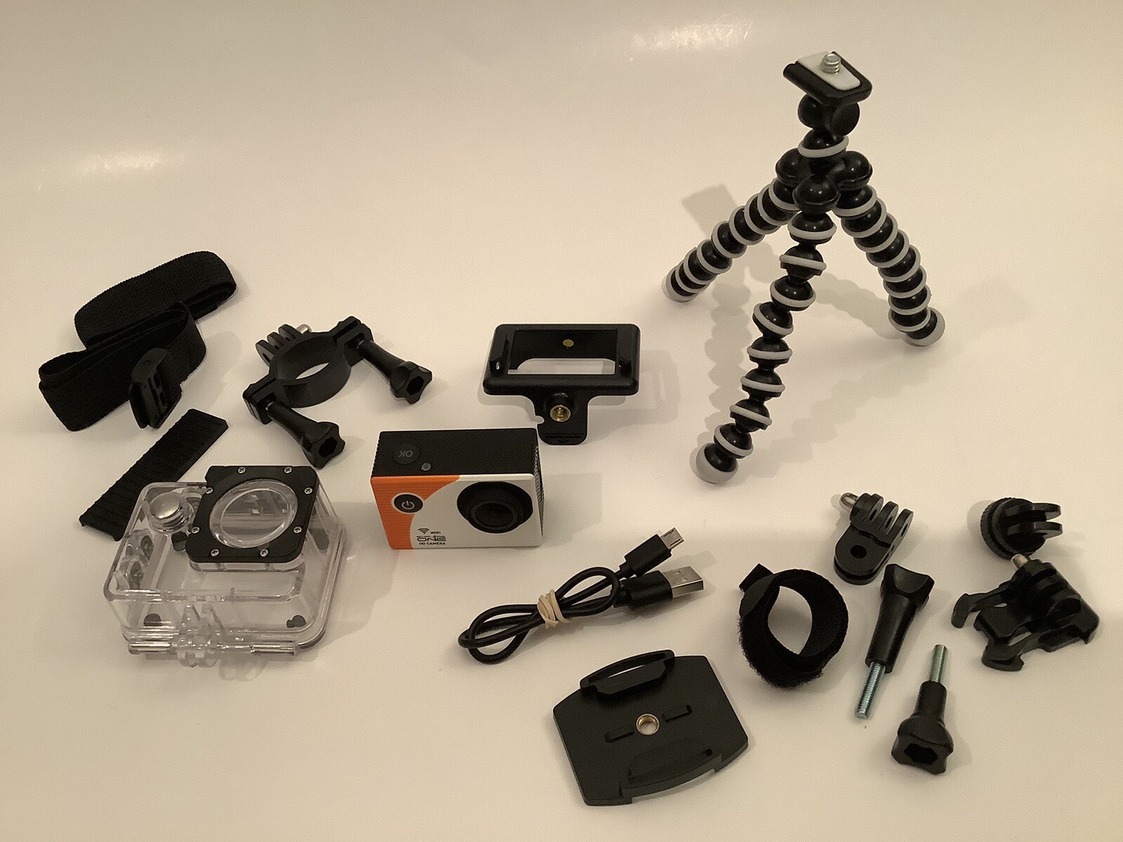 EXPLORE ONE HD CAMERA WIFI W/ 8GB MICRO SD CARD, WATERPROOF CASE AND ACCESSORIES