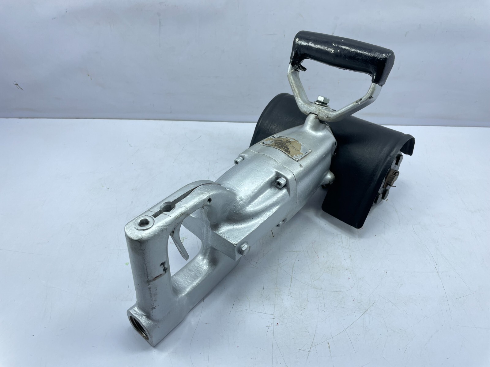 Aurand MP-6 592264 Pneumatic Deck Scaler Paint Rust Remove Surface Cleaning Tool