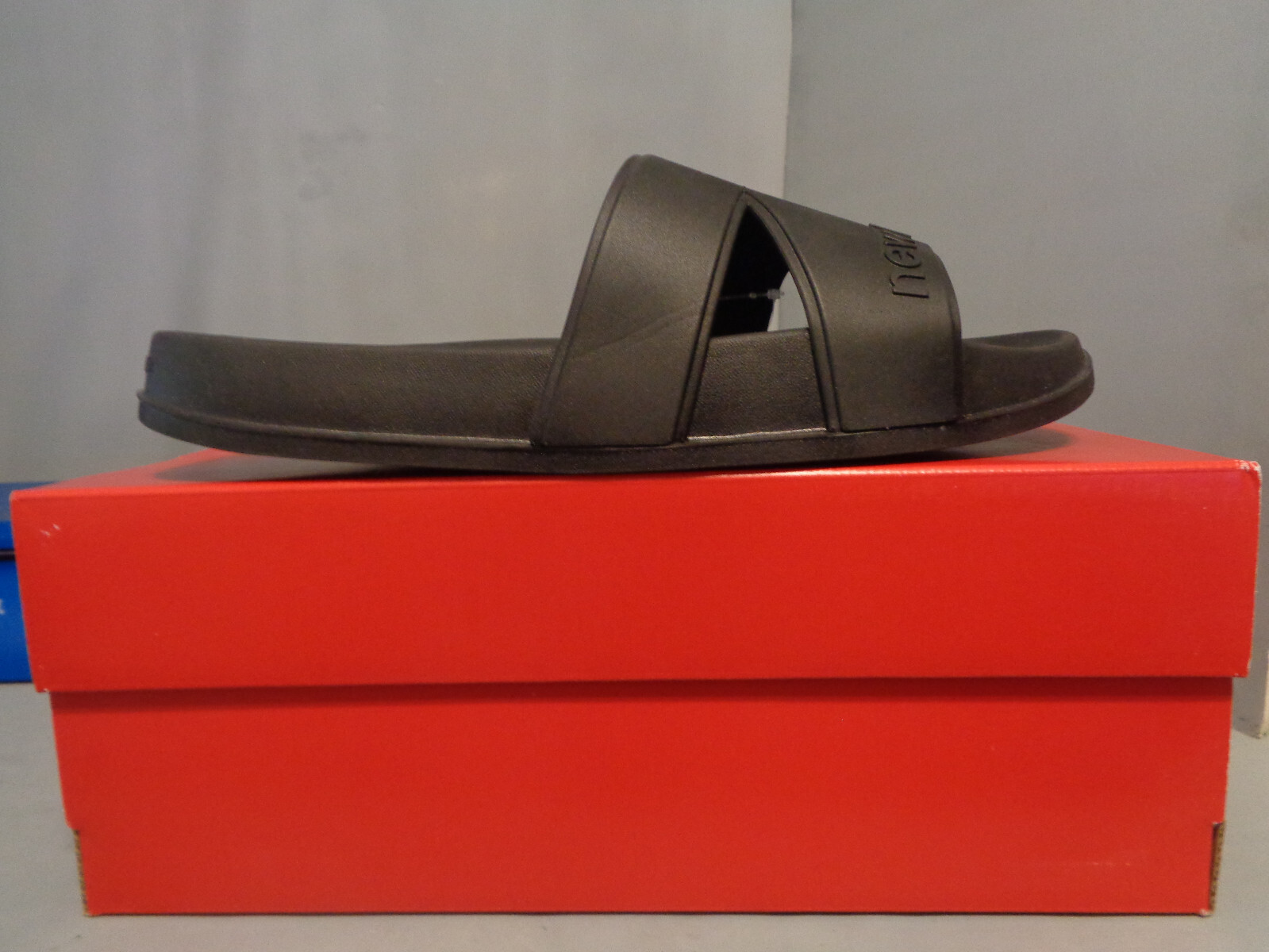 Men's New Balance 200N Black Slide Sandals Black! NIB! New! SUF20SA1