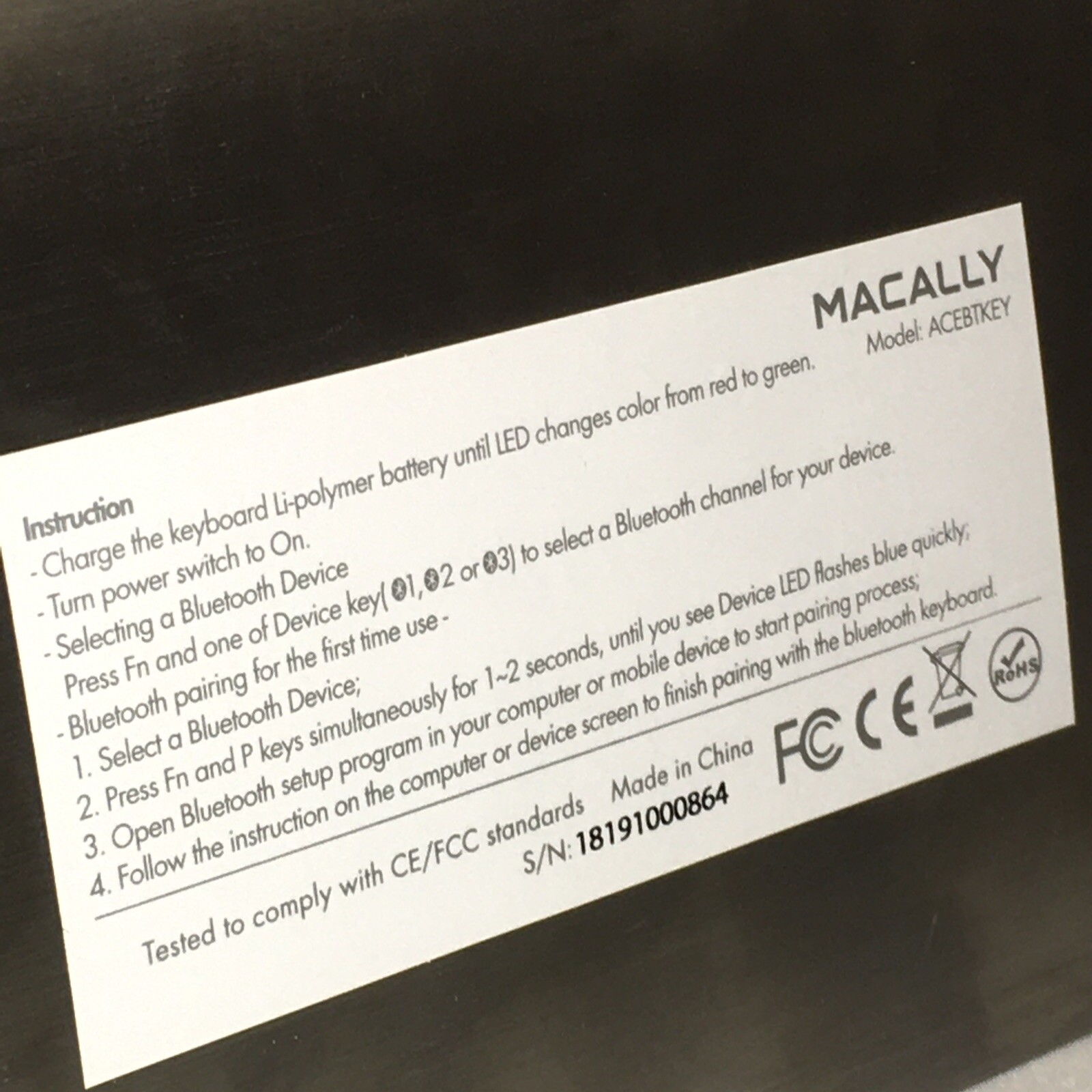 Macally Quick Switch Bluetooth Keyboard for Three Devices ~ Tested Great Cond